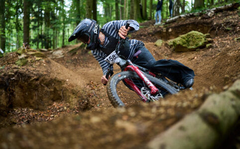 Bez řetězu z kopce dolů: Chainless Monínec 2025