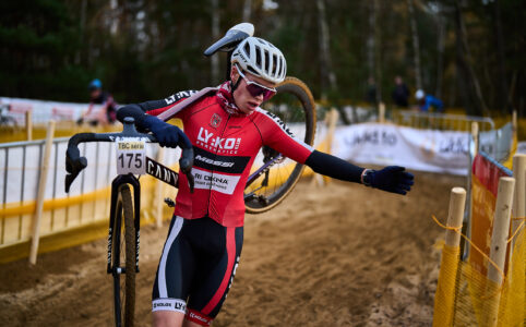 TBC série 2025: Poprvé na pískovišti ve Veselí.