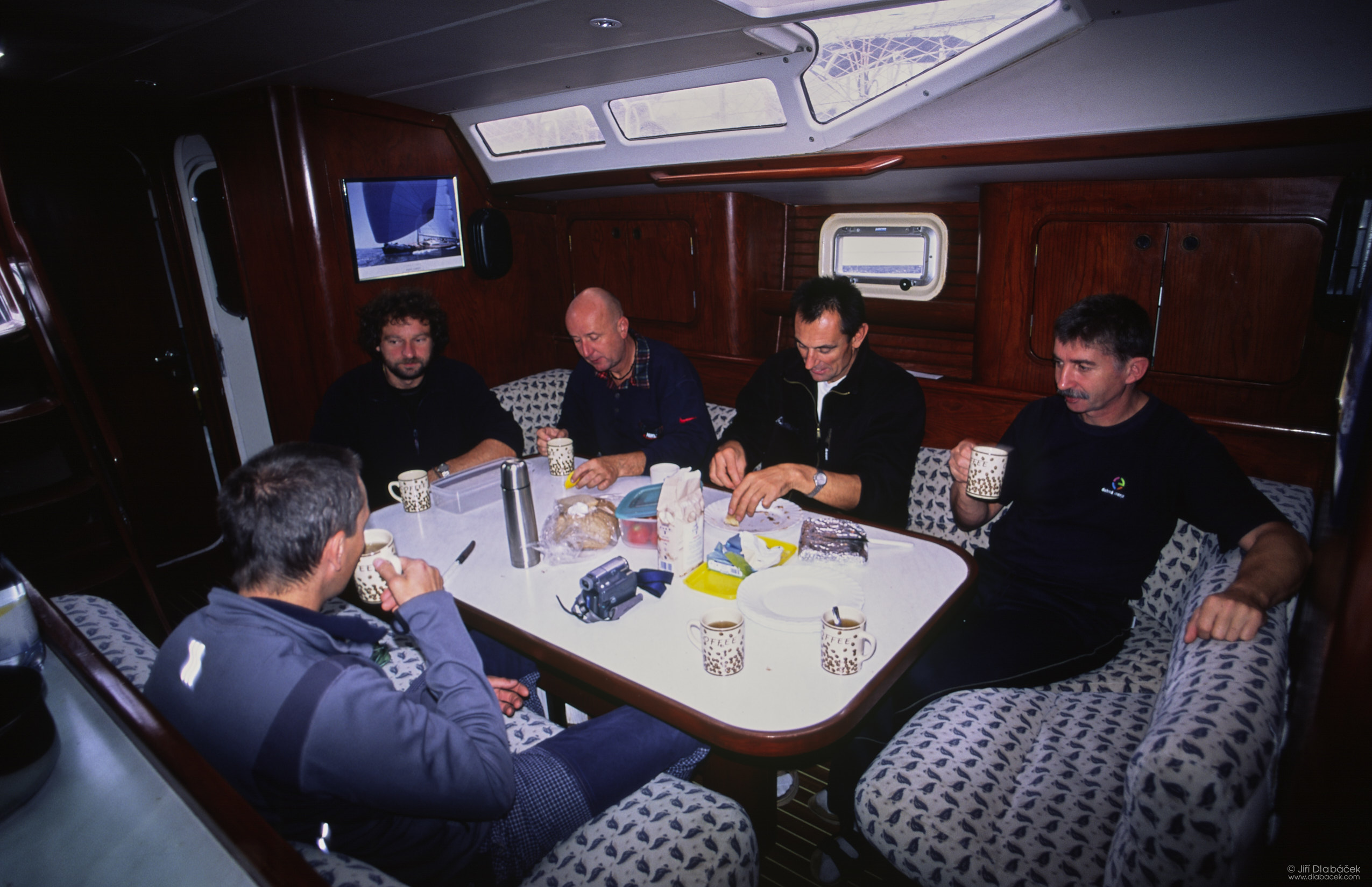 chorvatsk&aacute; premi&eacute;ra na jachtě 2004