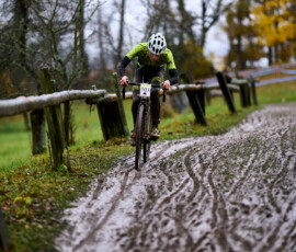Závod na Hůrce: TBC cyklokrosová série 2025