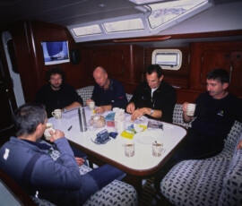 chorvatská premiéra na jachtě 2004
