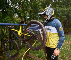 Top on Trail DH Serie Kouty nad Desnou 2026